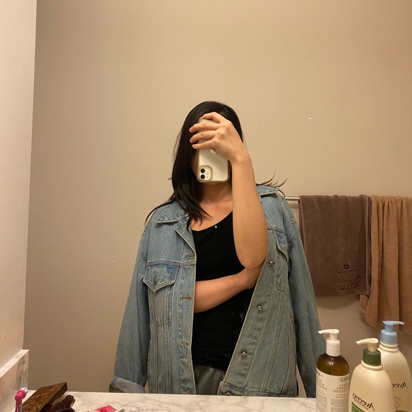 Oversized denim jacket - Picture 2 of 3